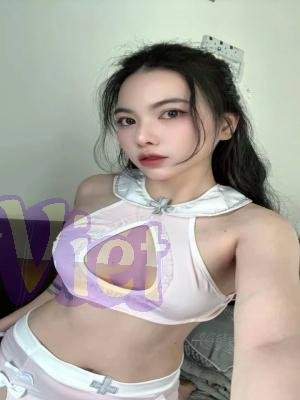 Candy (VN0120) Sweet and horny Babe